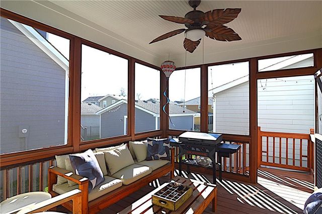 920 SW Ovation Drive, Lee's Summit, MO 64081