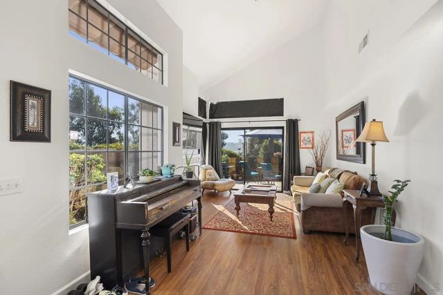 3756 Caminito Cielo Del Mar, San Diego, CA 92130