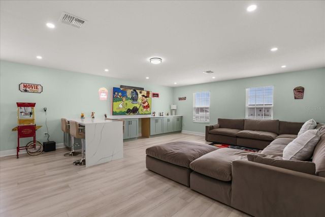 5867 SIERRA CROWN STREET, Mount Dora, FL 32757