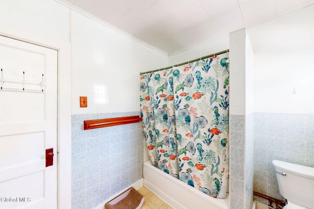 45 2nd Avenue, Rensselaer, NY 12144