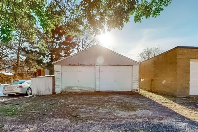 45 2nd Avenue, Rensselaer, NY 12144