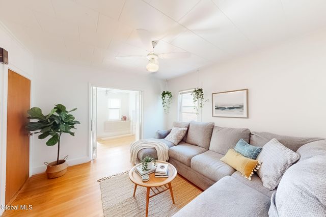 45 2nd Avenue, Rensselaer, NY 12144