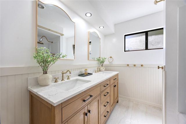 7204 Lacoste Lane, Bakersfield, CA 93309