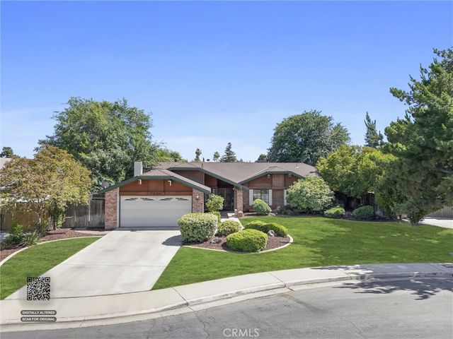 7204 Lacoste Lane, Bakersfield, CA 93309