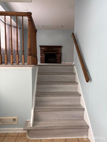 31 Tall Oaks Drive, East Brunswick, NJ 08816