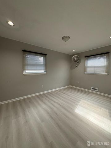 31 Tall Oaks Drive, East Brunswick, NJ 08816