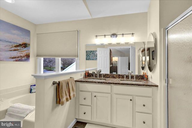 1102 PEPPER RIDGE DR, Reading, PA 19606