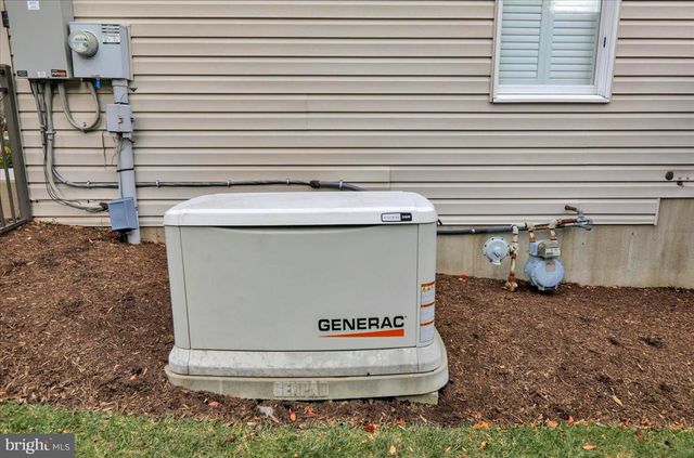 1102 PEPPER RIDGE DR, Reading, PA 19606