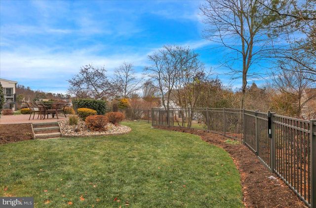 1102 PEPPER RIDGE DR, Reading, PA 19606