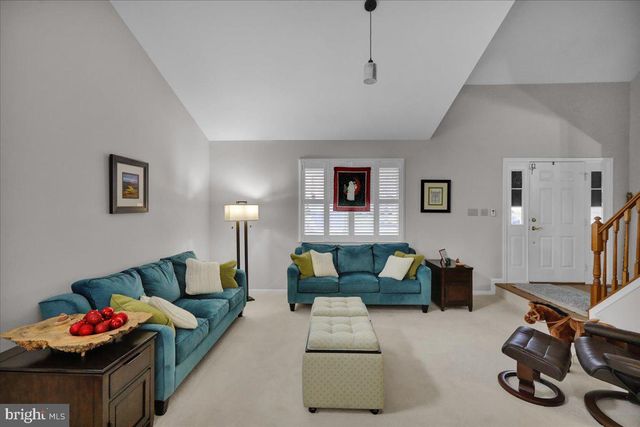 1102 PEPPER RIDGE DR, Reading, PA 19606