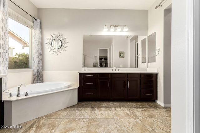 19559 E STRAWBERRY Drive, Queen Creek, AZ 85142