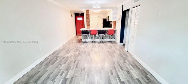 633 NE 2nd Ave 2, Fort Lauderdale, FL 33304