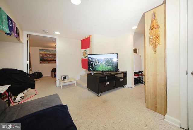 2309 3RD ST NE, Washington, DC 20002