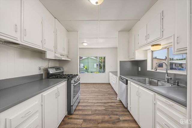 6601 Eucalyptus Drive 220, Bakersfield, CA 93306