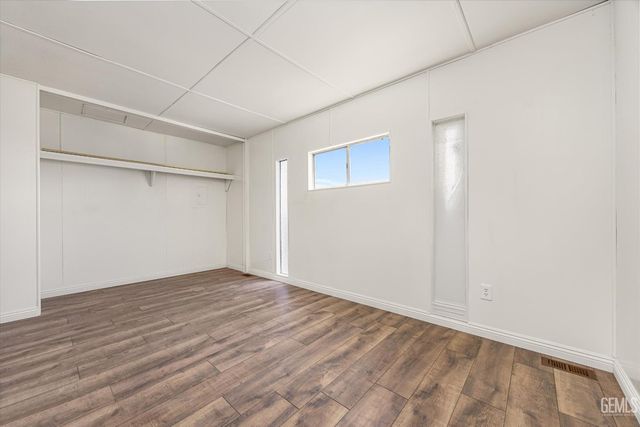 6601 Eucalyptus Drive 220, Bakersfield, CA 93306