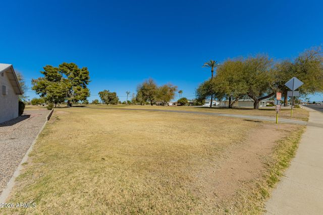 10230 W SUN CITY Boulevard, Sun City, AZ 85351