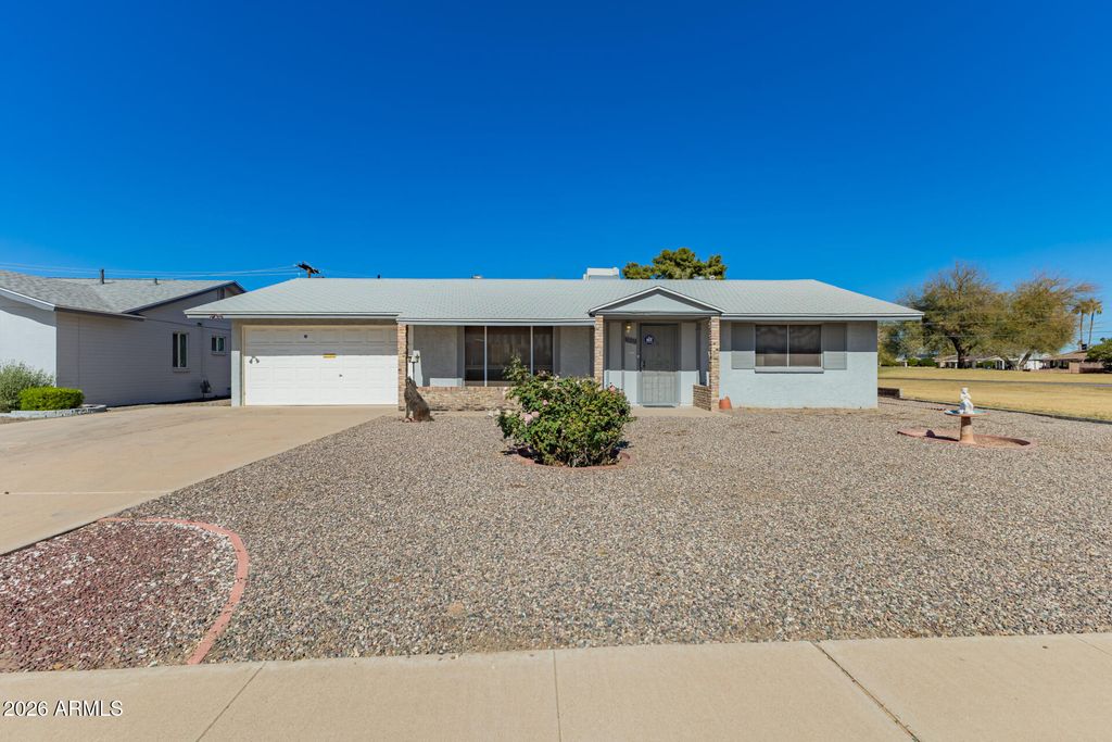 10230 W SUN CITY Boulevard, Sun City, AZ 85351