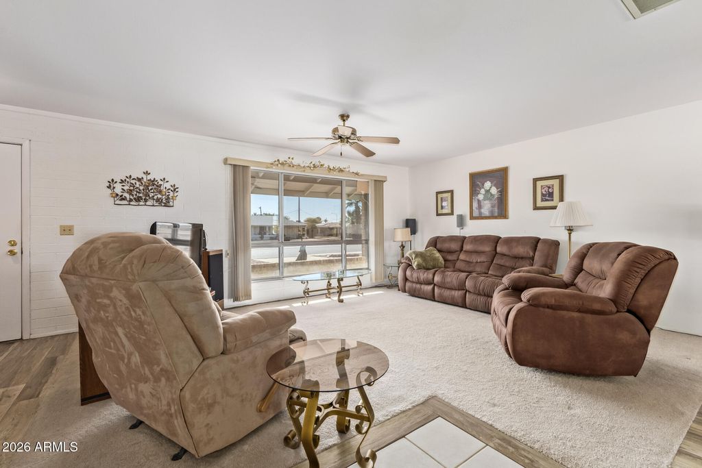 10230 W SUN CITY Boulevard, Sun City, AZ 85351 — photo 4