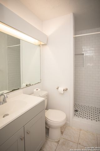 6023 Redbrook Dr, San Antonio, TX 78242