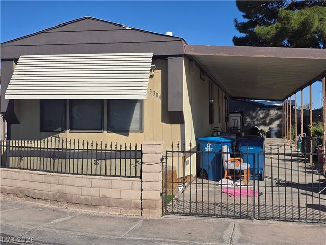 3304 Death Valley Drive, Las Vegas, NV 89122