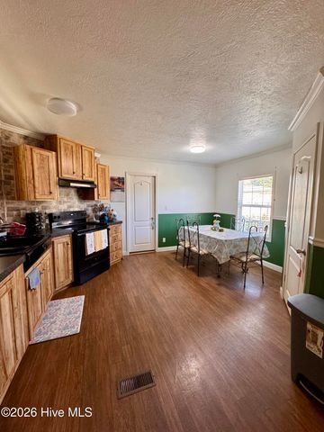 5339 Kristi Lane, Kinston, NC 28501