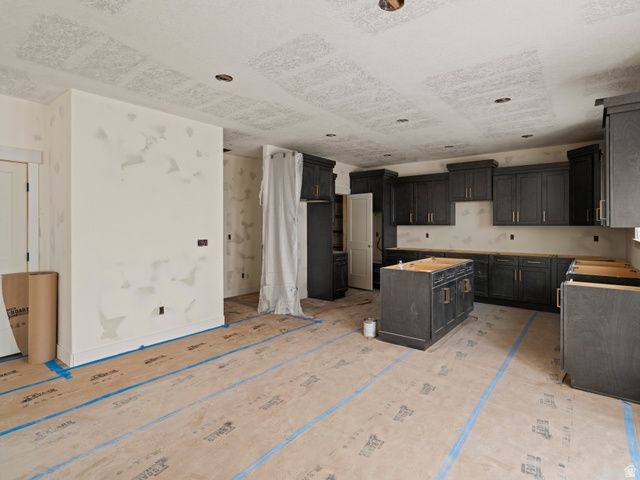 1629 W 3125 N, Pleasant View, UT 84414