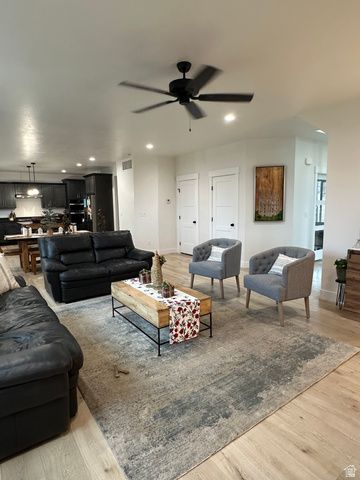 1629 W 3125 N, Pleasant View, UT 84414