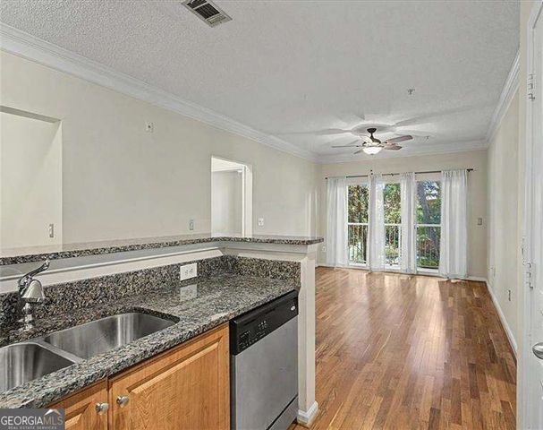 10 Perimeter Summi Boulevard NE 4236, Atlanta, GA 30319
