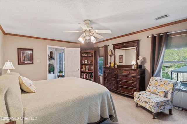 6760 Southern Pine Drive, Southaven, MS 38671