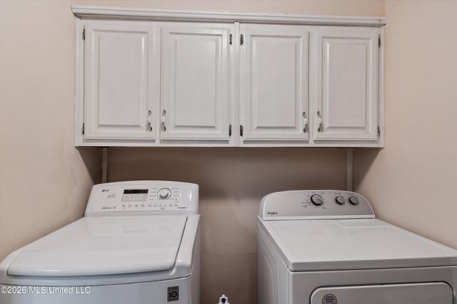 6760 Southern Pine Drive, Southaven, MS 38671