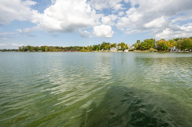 5632 N Watervliet Road 16, Watervliet Twp, MI 49098