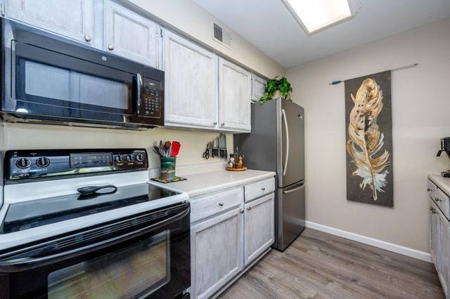 5632 N Watervliet Road 16, Watervliet Twp, MI 49098