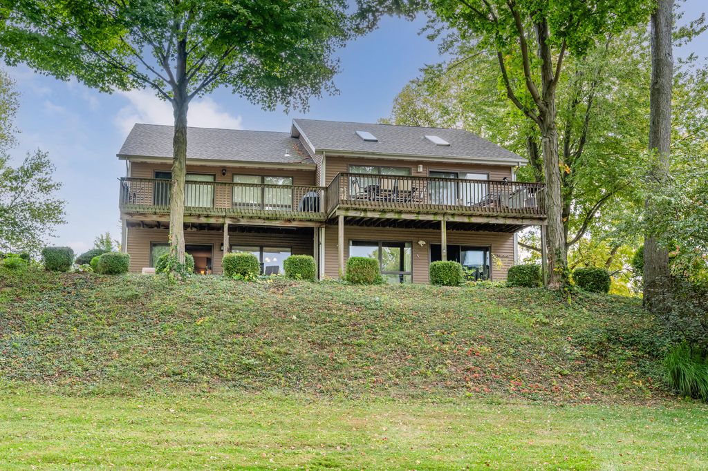 5632 N Watervliet Road 16, Watervliet Twp, MI 49098