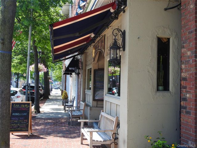 200 Lexington 1F, Oyster Bay, NY 11771