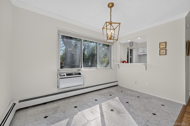 200 Lexington 1F, Oyster Bay, NY 11771
