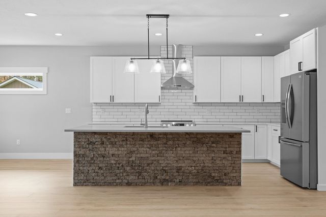 11121 E 28th Ave, Spokane Valley, WA 99206
