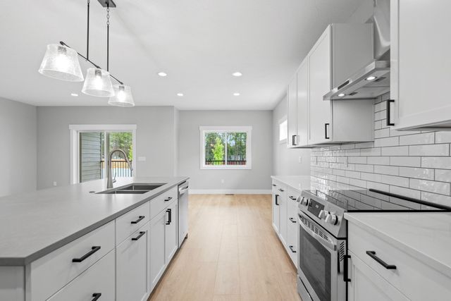 11121 E 28th Ave, Spokane Valley, WA 99206