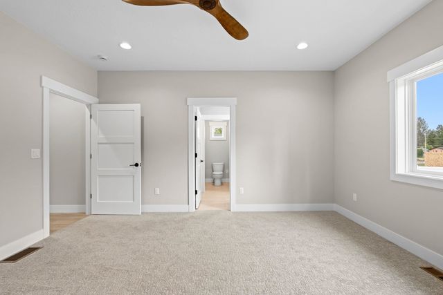 11121 E 28th Ave, Spokane Valley, WA 99206