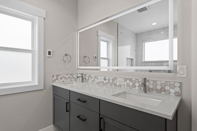 11121 E 28th Ave, Spokane Valley, WA 99206
