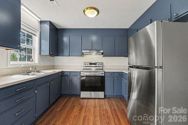 4936 Tumbling Creek Road, Conover, NC 28613