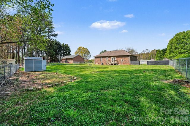 4936 Tumbling Creek Road, Conover, NC 28613