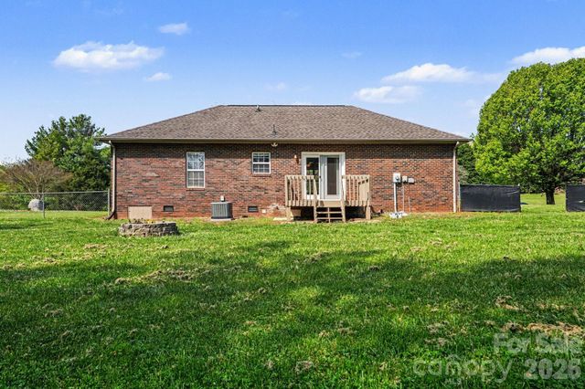4936 Tumbling Creek Road, Conover, NC 28613