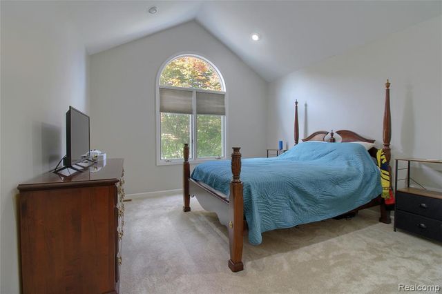 151 Wendover Court, Commerce Twp, MI 48390