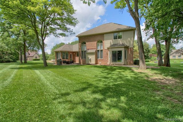 151 Wendover Court, Commerce Twp, MI 48390