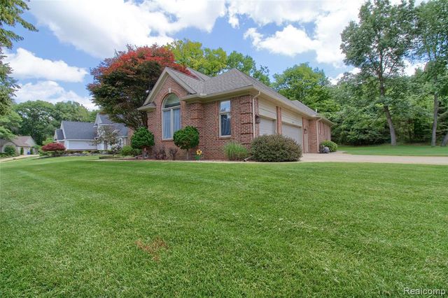 151 Wendover Court, Commerce Twp, MI 48390