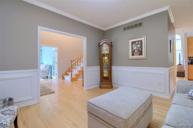 151 Wendover Court, Commerce Twp, MI 48390