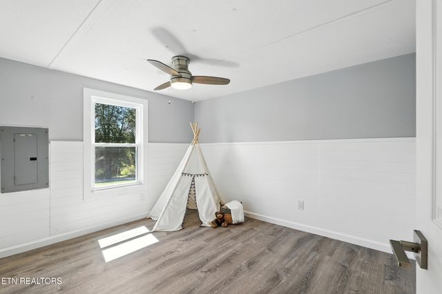 6105 Thomas Weaver Rd, Knoxville, TN 37938
