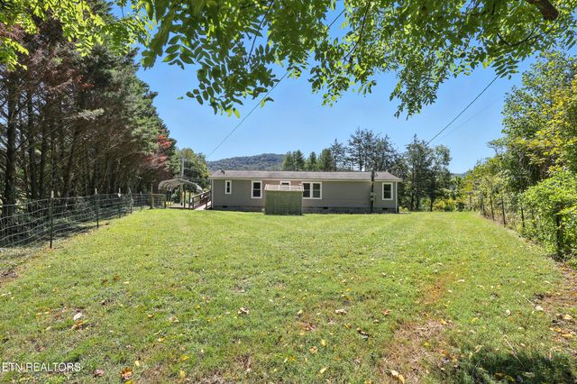 6105 Thomas Weaver Rd, Knoxville, TN 37938