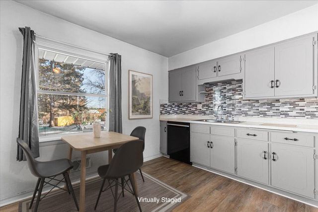 1000 Grant PLACE, West Bend, WI 53090