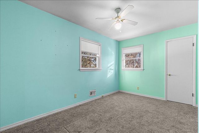 1000 Grant PLACE, West Bend, WI 53090